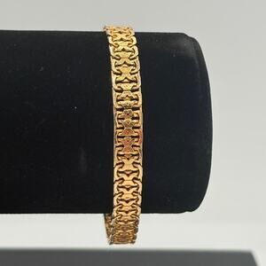 Vintage Napier Intricate Textured Link Bracelet • Gold‑Tone, 1950s